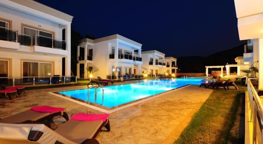 Delita Suite Hotel Turkbuku Golturkbuku Exterior foto